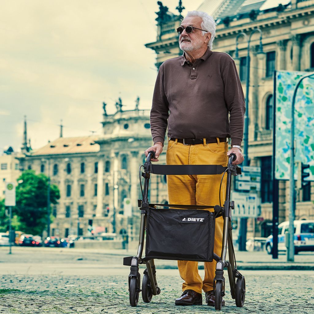 Dietz TAiMA M GT lightweight rollator in use in the city