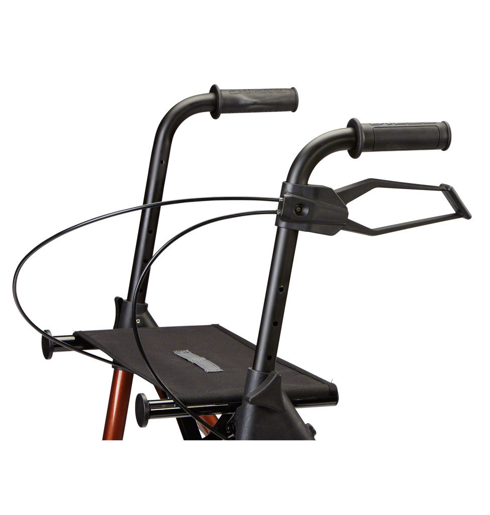 Image of the handles of the Taima M rollator with left single-hand brake